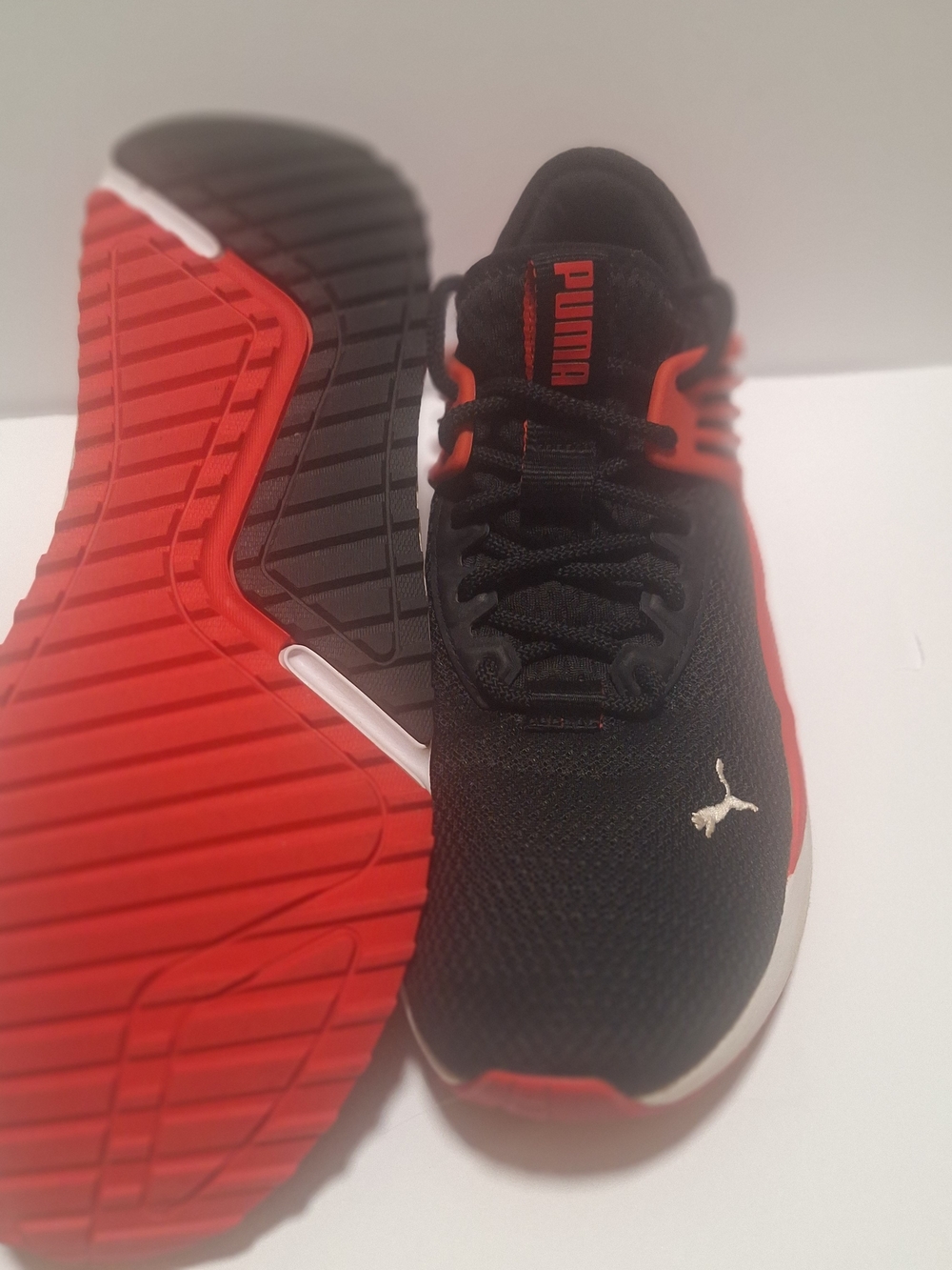 Puma Black and Red Performance Running Shoes - Picture 4 of 12